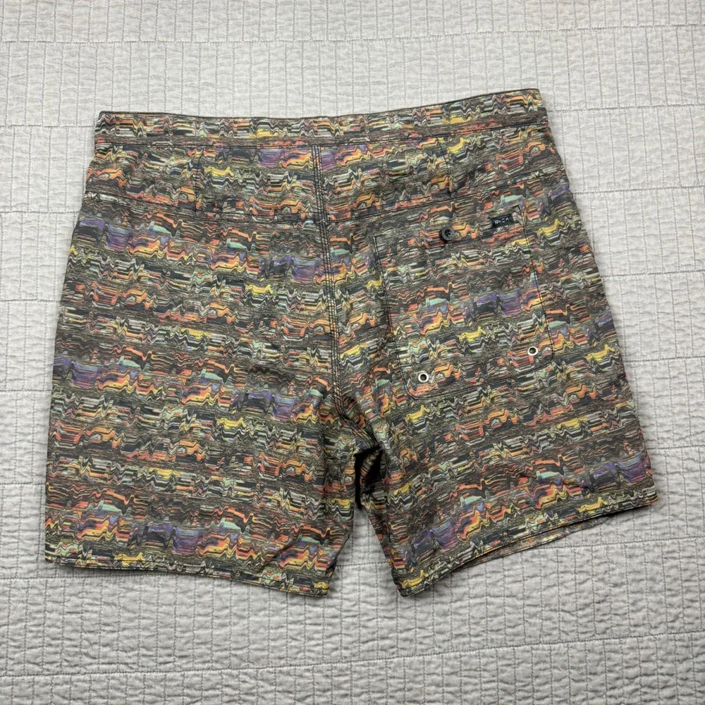 RVCA reposhing this